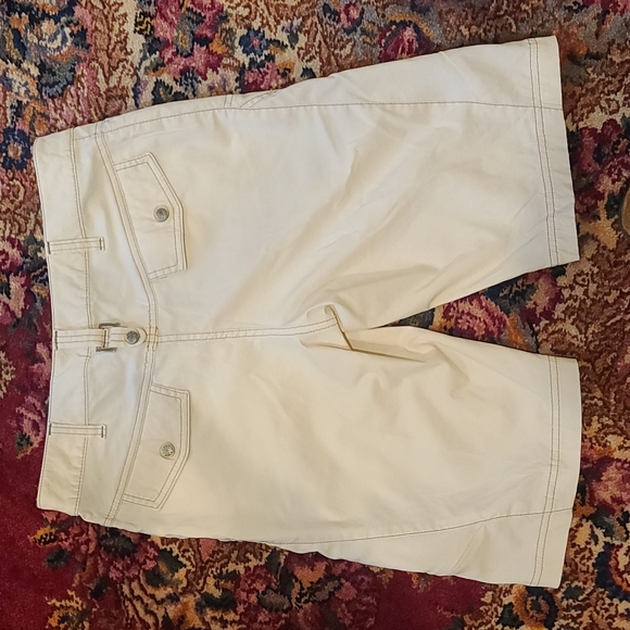 Athleta shorts - Picture 3 of 6